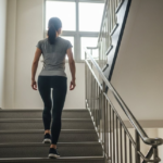 계단 오르기 건강 효과 4가지